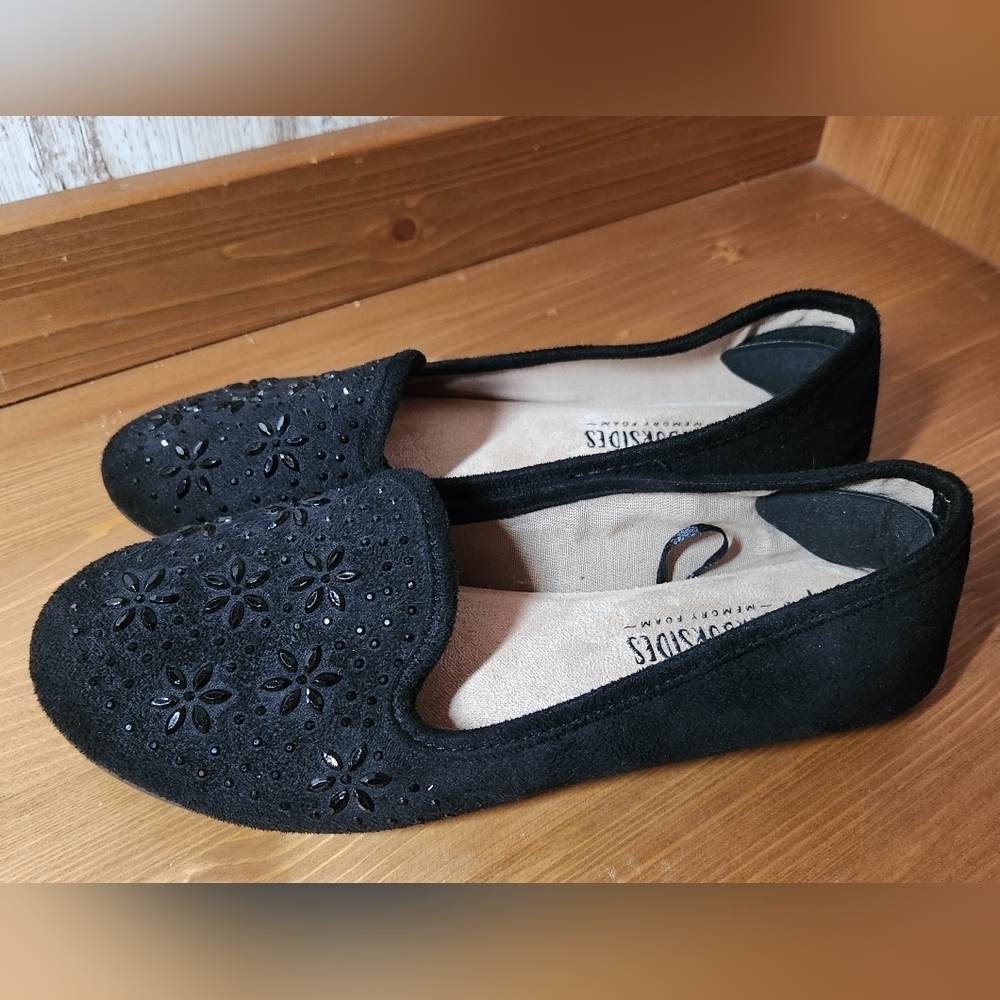 Black Embellished Women's Flats
